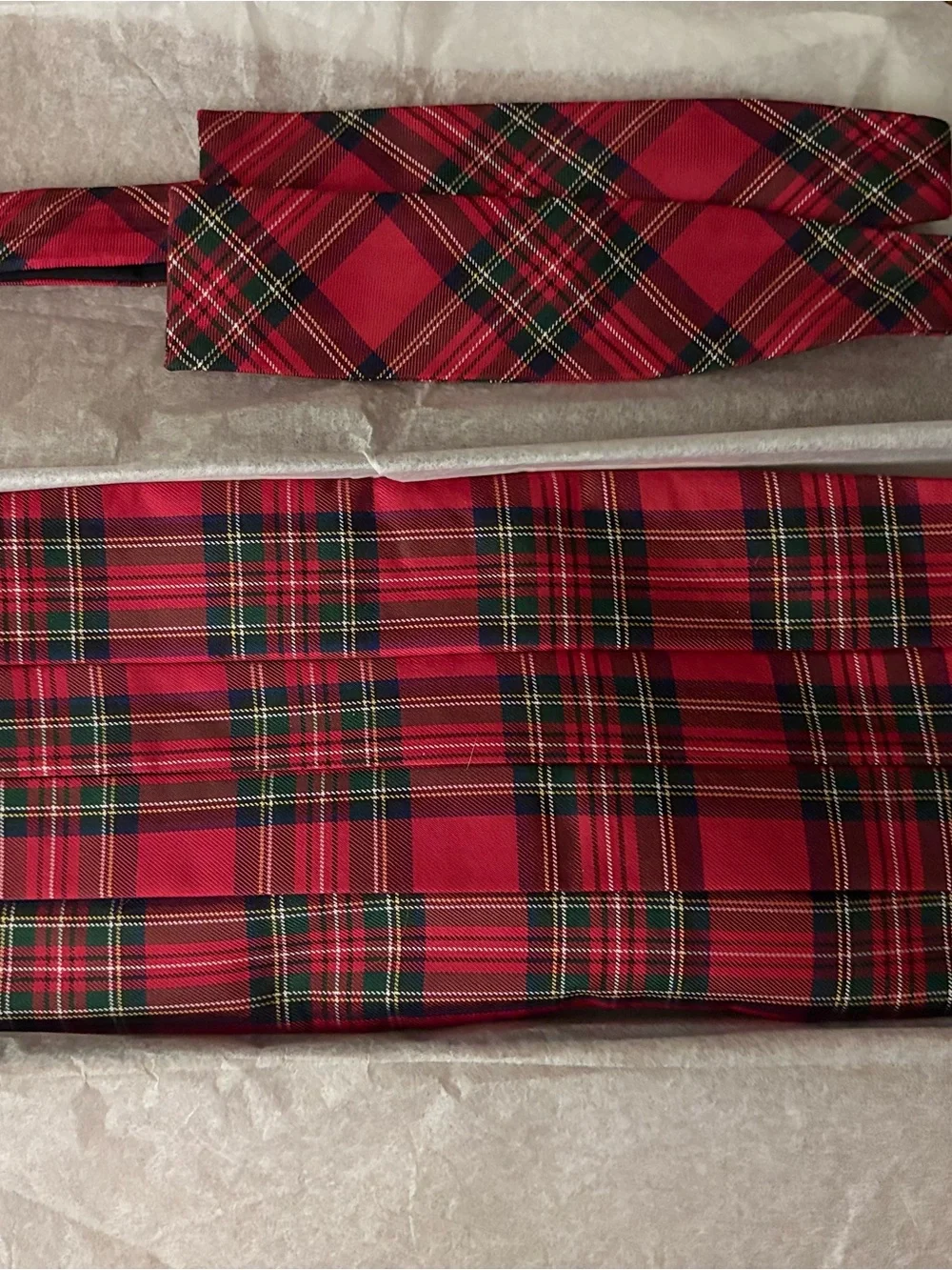 Brooks Brothers Red Tartan Plaid Tie and Cummerbund Set